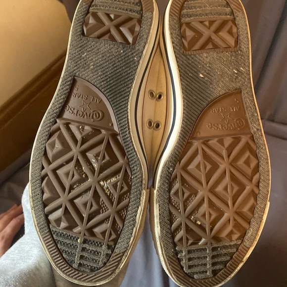 Converse - Picture 4 of 6